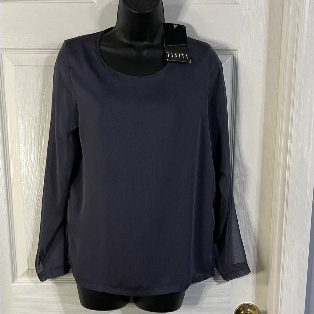 Finity Studio sheer top in slate grey,size 8, NWT.